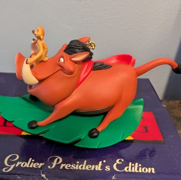 Lion King Pumbaa and Timon Ornament - Picture 4 of 8